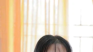 Cô giáo Nguyễn Thị Thu Hằng, Hiệu trưởng Trường THPT A Lưới (Thừa Thiên Huế).