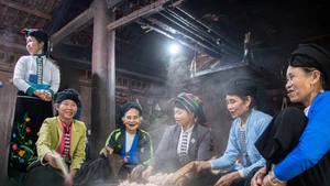 Ấm áp lễ cúng đón Tết của người Tày