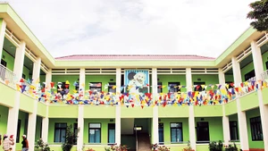 Trường học khu vực biên giới Đắk Nông được đầu tư xây dựng khang trang.