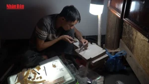 [Video] “Tái sinh” làng nghề truyền thống trong lòng phố cổ