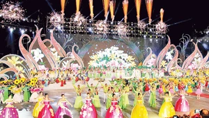 Chương trình nghệ thuật đêm khai mạc Festival Hoa Đà Lạt lần thứ 8-năm 2019.