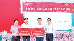 Kết nối, lắng nghe doanh nghiệp