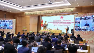 Phiên họp lần thứ 10 của Ủy ban Quốc gia về chuyển đổi số được truyền trực tuyến tới điểm cầu các bộ, ngành, UBND các địa phương trong cả nước.