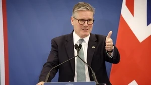 Thủ tướng Anh Keir Starmer phát biểu họp báo ngày 16/9/2024. (Ảnh: THX/TTXVN)