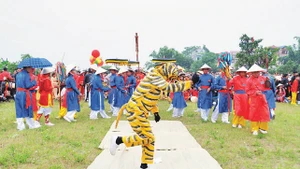 Hát múa Ải Lao được gìn giữ đến hôm nay nhờ có đóng góp của Nghệ nhân Nguyễn Văn Lũy. 