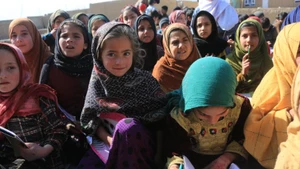 Những đứa trẻ tại một lớp học từ thiện ở Kabul, Afghanistan. (Ảnh: Tân Hoa xã)