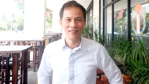 Nhà thơ Trần Lê Khánh