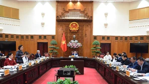 Cuộc họp của Ban Thường vụ Đảng ủy Chính phủ thảo luận, cho ý kiến về đề án sắp xếp, tổ chức lại đơn vị hành chính các cấp và xây dựng chính quyền địa phương 2 cấp. Ảnh | KHÁNH AN