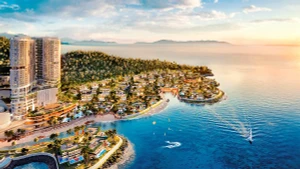 Nha Trang (Khánh Hòa) luôn được biết đến là vùng đất được thiên nhiên ưu ái, sở hữu những cung đường và vịnh biển thuộc tốp đẹp nhất thế giới.