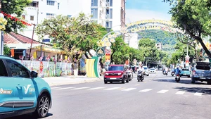 Xe điện lưu thông trên địa bàn thành phố Phú Quốc.