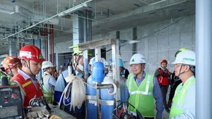 Công tác thanh tra, kiểm tra an toàn lao động cần sát thực tế, góp phần chấn chỉnh việc tuân thủ quy định về an toàn, vệ sinh lao động. (Ảnh Tống Giáp)