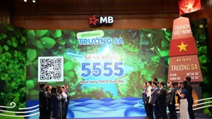 Lễ phát động chiến dịch “HiGreen Trường Sa”. Nguồn: Ban tổ chức