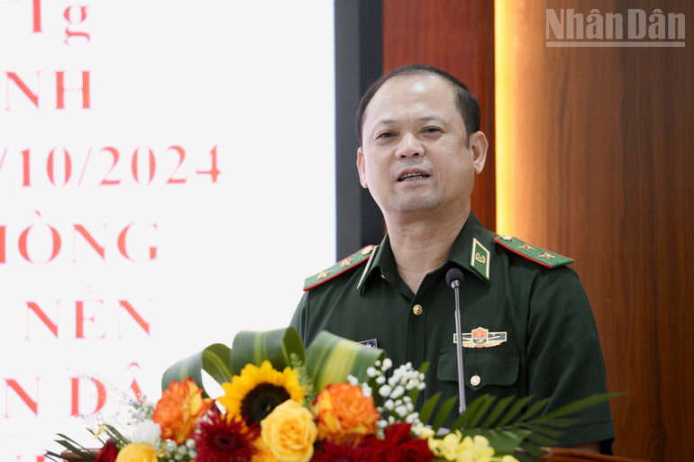 Trung tướng Nguyễn Anh Tuấn, Bí thư Đảng ủy, Chính ủy Bộ đội Biên phòng phát biểu tại hội nghị. ndo_tr_img-0360.jpg