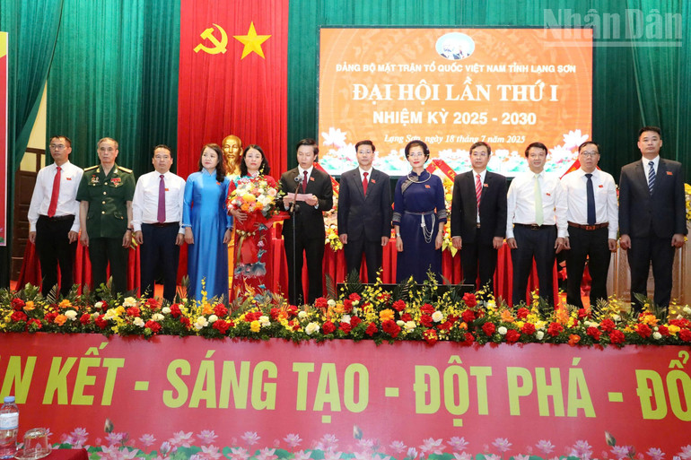 Ban Chấp hành Đảng bộ Mặt trận Tổ quốc Việt Nam tỉnh Lạng Sơn, nhiệm kỳ 2025-2030 . ndo_tr_gen-h-z6817940505581-3ea6e2adf5a89b705cd130bd90802b67.jpg
