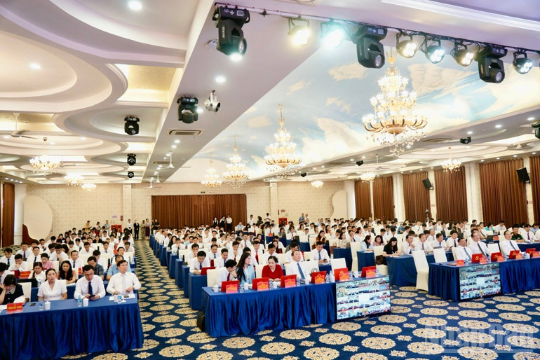 Quang cảnh hội nghị. ndo_br_6563d3f86da4dafa83b5.jpg