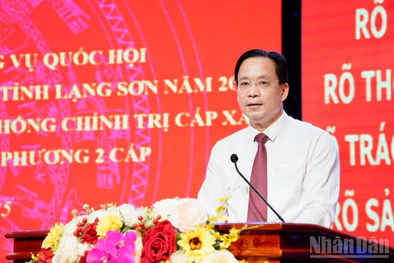 Đồng chí Hoàng Văn Nghiệm, Bí thư Tỉnh ủy Lạng Sơn phát biểu chỉ đạo hội nghị. ndo_br_ff794f55cf0978572118.jpg