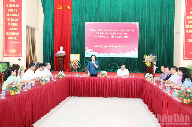 Đồng chí Phạm Thị Thanh Trà, Ủy viên Trung ương Đảng, Bộ trưởng Nội vụ chỉ đạo tại buổi kiểm tra tại xã Nhân Lý, tỉnh Lạng Sơn. ndo_br_gen-h-z6754467787357-f3e17cb9bb9026d1d74cee3b3b77a232.jpg