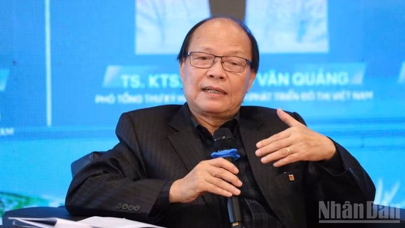 ndo_br_dtchuyengia3-ongquang.jpg