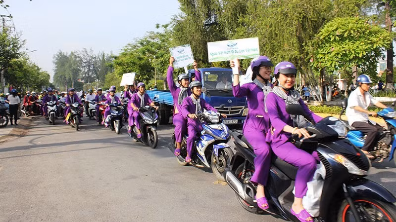 Du lịch đang chuyển mình theo hướng gia tăng giá trị, chất lượng bền vững. (Ảnh: Báo Nhân Dân)