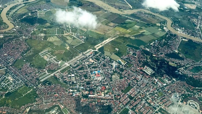 Việc sắp xếp, tinh gọn địa phương trong cả nước và cả các cấp chính quyền được kỳ vọng là động lực tăng trưởng chung cho kinh tế, trong đó có bất động sản. (Ảnh: THU HÀ) bdstc.jpg