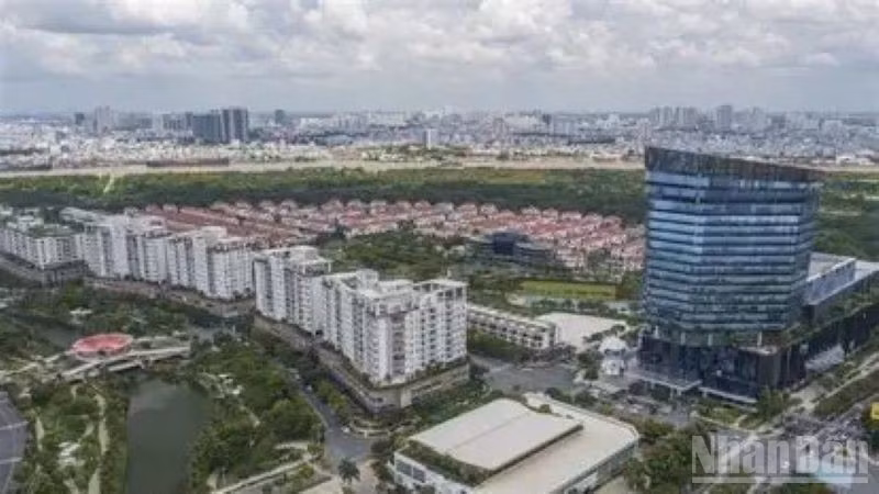Thủ Thiêm đang nổi lên như một trung tâm đô thị mới của Thành phố. (Ảnh: PV)
