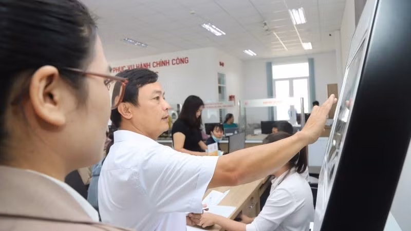 Quy trình thu thập, sử dụng dữ liệu thu được từ thiết bị kỹ thuật do cá nhân, tổ chức cung cấp để phát hiện vi phạm hành chính. (Ảnh: BÁO NHÂN DÂN)