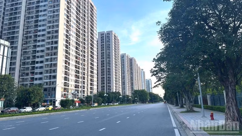 Nửa cuối 2025, dự báo khoảng 11.500 căn hộ sẽ được chào bán tại Hà Nội, tập trung chủ yếu ở phân khúc hạng A và B. (Ảnh: HOÀNG PHƯƠNG)