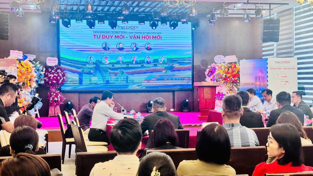 Diễn đàn cung cấp cái nhìn tổng thể về đầu tư bất động sản trong kỷ nguyên mới. (Ảnh: HNV) tdmvhm2.jpg