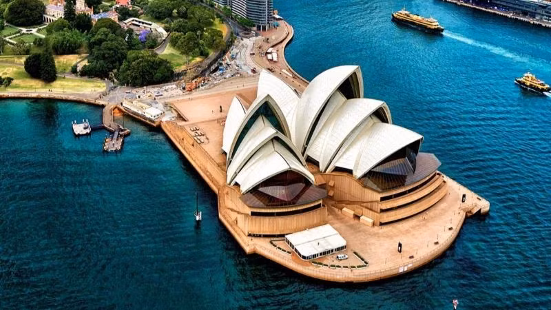 Tuần lễ “Nhận thức lừa đảo quốc tế” là sự kiện toàn cầu khuyến khích các Chính phủ, doanh nghiệp và các tổ chức cộng đồng làm việc cùng nhau để giảm thiểu ảnh hưởng của lừa đảo thông qua giáo dục và nhận thức.