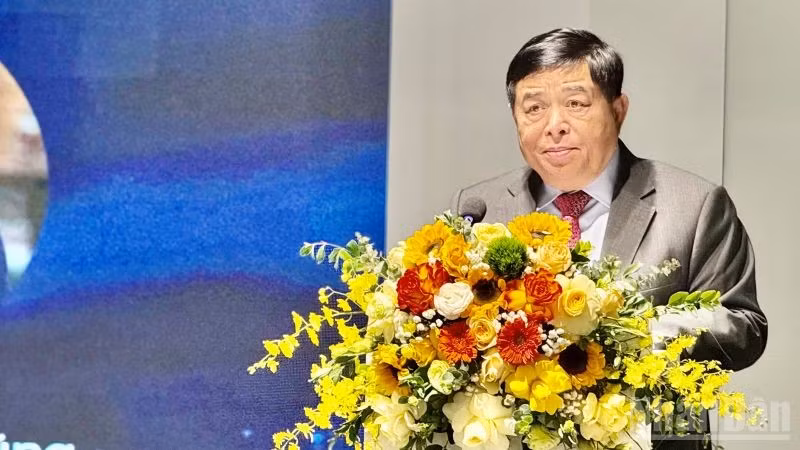 Phó Thủ tướng Chính phủ Nguyễn Chí Dũng phát biểu tại sự kiện. (Ảnh: HNV)