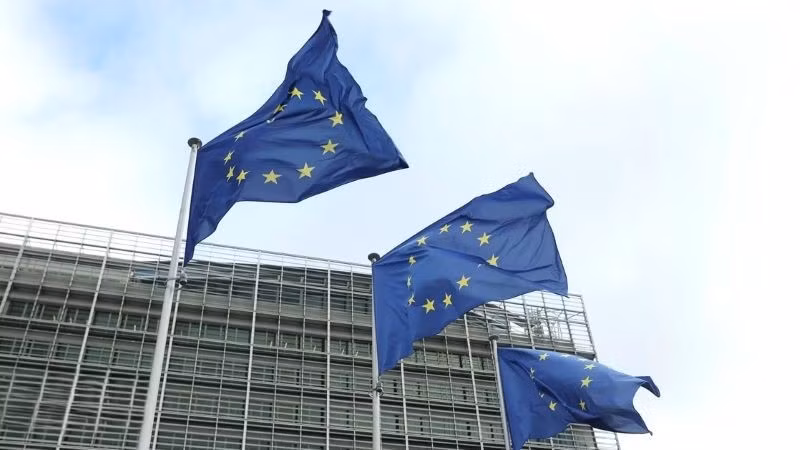 Cờ Liên minh châu Âu tại Brussels (Bỉ). (Ảnh: THX/TTXVN)