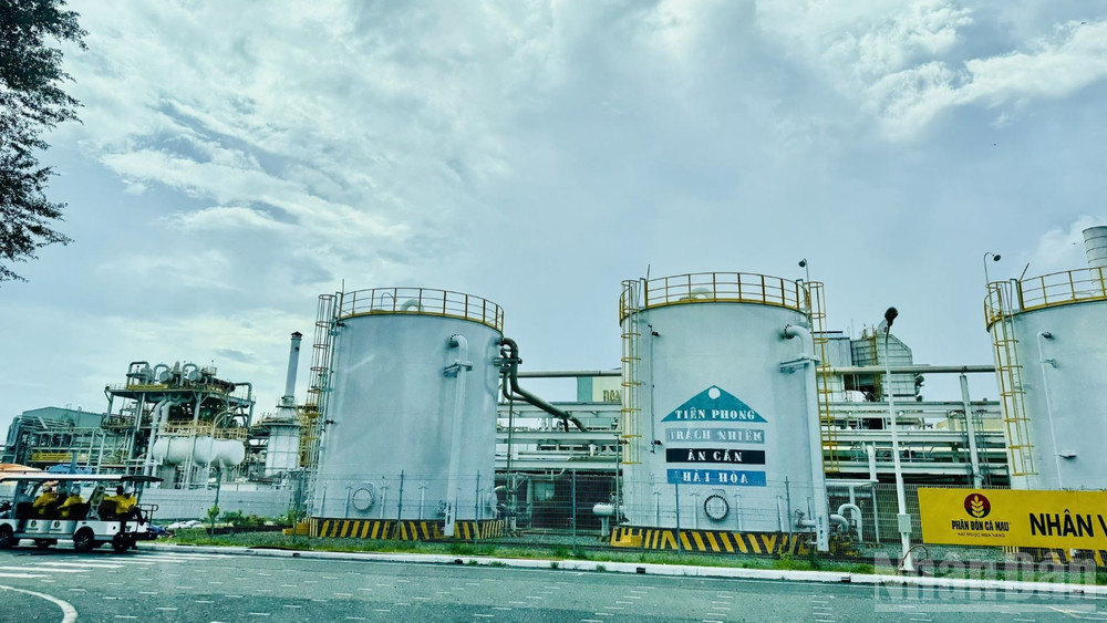 Một góc khu công nghiệp Cà Mau, miền nam Việt Nam. (Ảnh: HNV) ndo_br_kcnsinhthai1.jpg