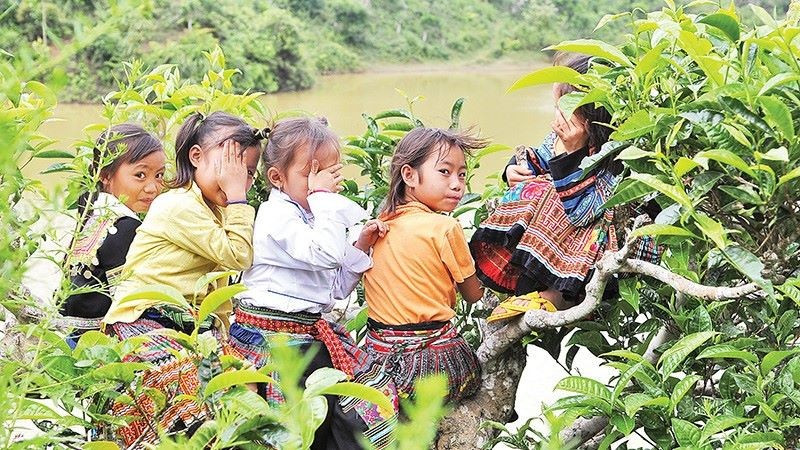 Nụ cười trẻ em miền núi. (Ảnh: ĐĂNG KHOA, BÁO NHÂN DÂN)