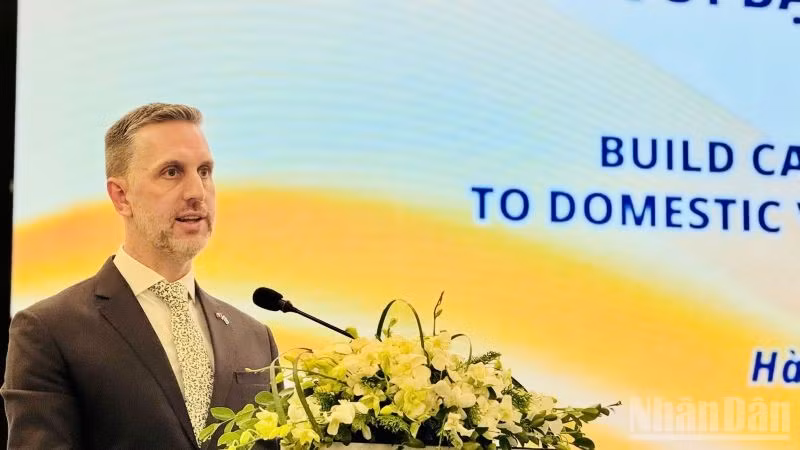ndo_br_khoidong1.jpg