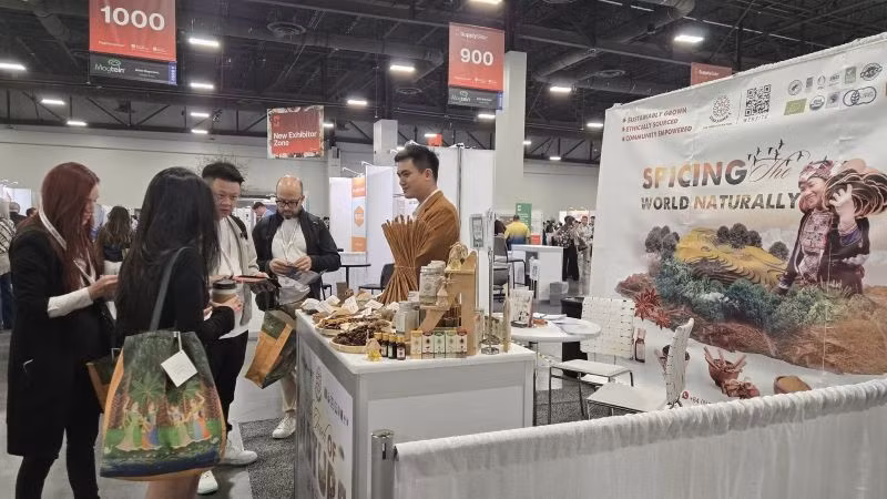 Vinasamex tại Hội chợ Supplyside Global 2025 - Hoa Kỳ. (Ảnh: PV)