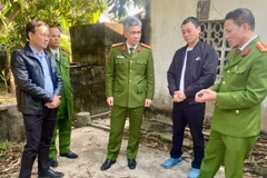 Đại tá Nguyễn Anh Tuấn, Phó Giám đốc Công an tỉnh Thanh Hóa chỉ đạo tại hiện trường.