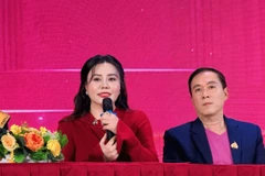 Hoa hậu Phan Kim Oanh giới thiệu về chương trình.