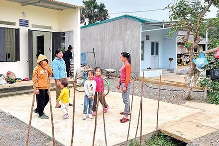 Nhiều gia đình đã an cư lạc nghiệp nhờ Chương trình xóa nhà tạm, nhà dột nát.