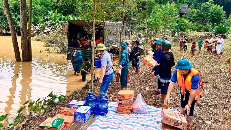 Các khoản hỗ trợ, nhu yếu phẩm luôn được Ủy ban Mặt trận Tổ quốc Việt Nam tỉnh Lạng Sơn phân bổ kịp thời cho nhân dân trong thiên tai.