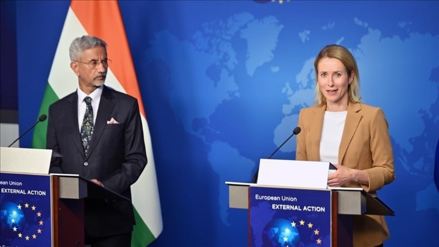 Đại diện Ấn Độ và EU họp báo tại Brussels (Bỉ).