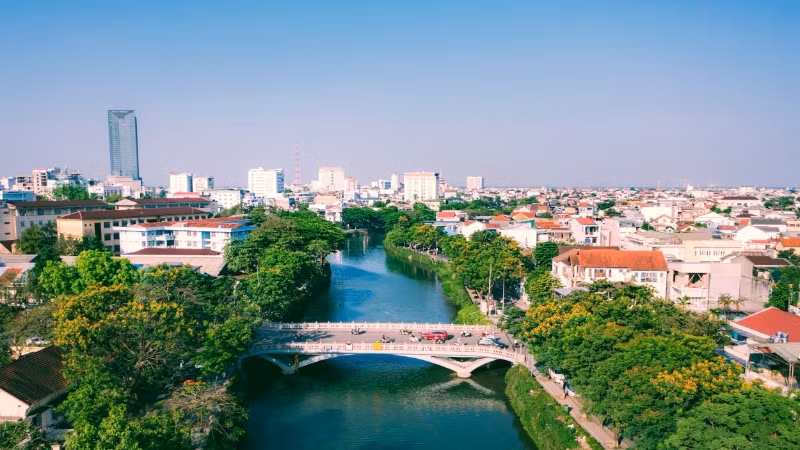 Một góc đô thị Huế.