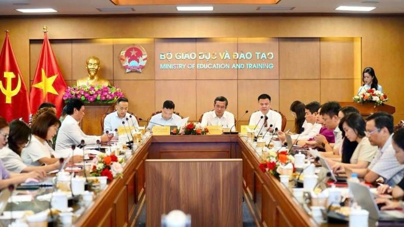 Quang cảnh buổi họp báo. 
