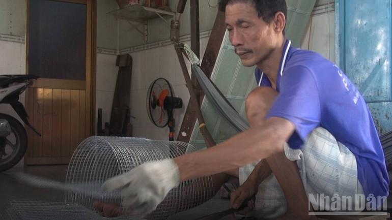 Làng nghề làm rập chuột ở xã An Châu ndo_br_anh.jpg