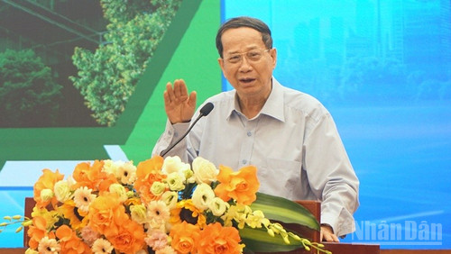 Phó Giáo sư, Tiến sĩ Ngô Trí Long. (Ảnh: TRUNG HƯNG) ndo_br_dsc02308.jpg