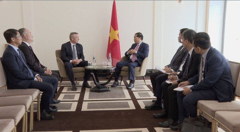 Quang cảnh buổi tiếp. (Ảnh: Bộ Ngoại giao) viber-image-2025-06-11-15-55-04-084.jpg