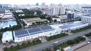 Khu chế xuất Tân Thuận đang thực hiện chuyển đổi sang mô hình công nghệ cao, thu hút chất xám sau 35 năm hình thành. (Ảnh: QUÝ HIỀN)