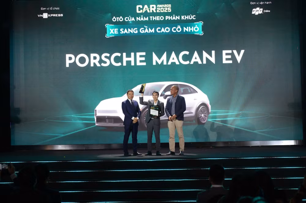 car-award-2.jpg