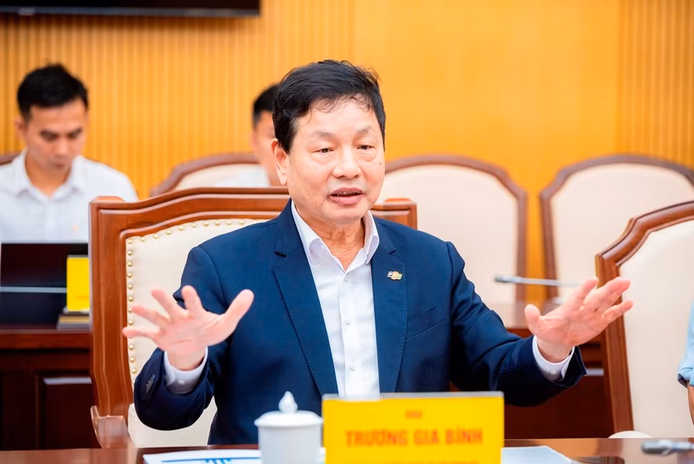 ong-truong-gia-binh-chu-tich-hdqt-tap-doan-fpt-bay-to-mong-muon-fpt-lam-dau-moi-sap-xep-lai-giang-son-cua-quang-ninh.jpg