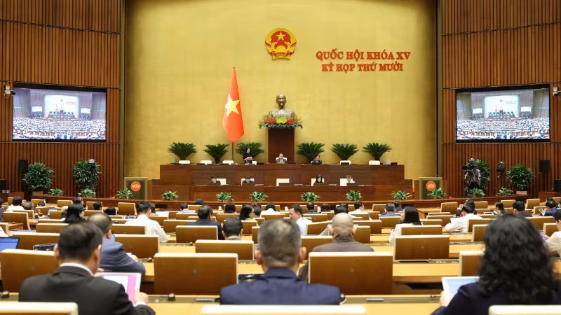 Quốc hội làm việc tại hội trường chiều 10/11. (Ảnh: DUY LINH)