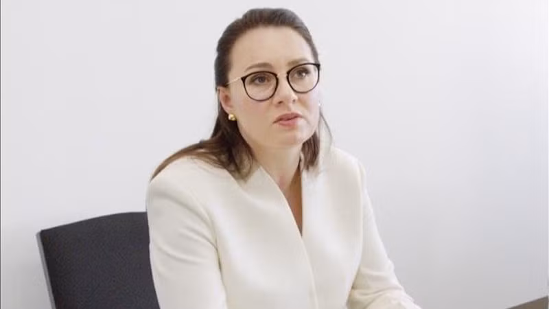 Ngày 17/7/2025, Quốc hội Ukraine đã phê chuẩn bà Yulia Svyrydenko (trong ảnh) giữ chức Thủ tướng nước này theo đề xuất trước đó của Tổng thống Volodymyr Zelensky. Bà Svyrydenko là nhà kinh tế, sinh năm 1985, từng giữ chức Phó Thủ tướng thứ nhất kiêm Bộ trưởng Kinh tế. Ảnh tư liệu (minh họa): Kyodo/TTXVN